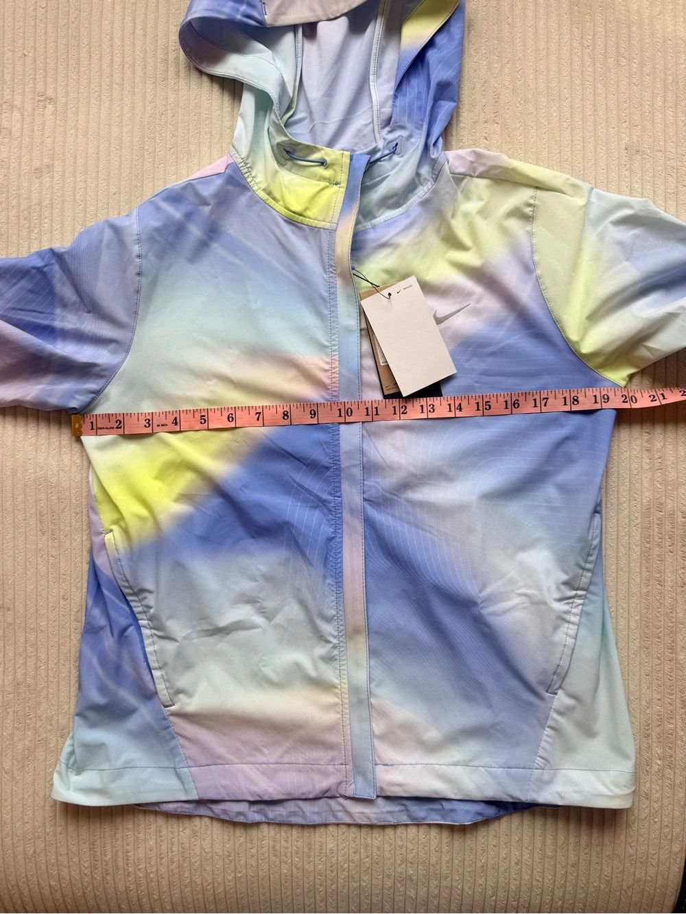 Nike Women’s Swift Repel Packable Running Jacket